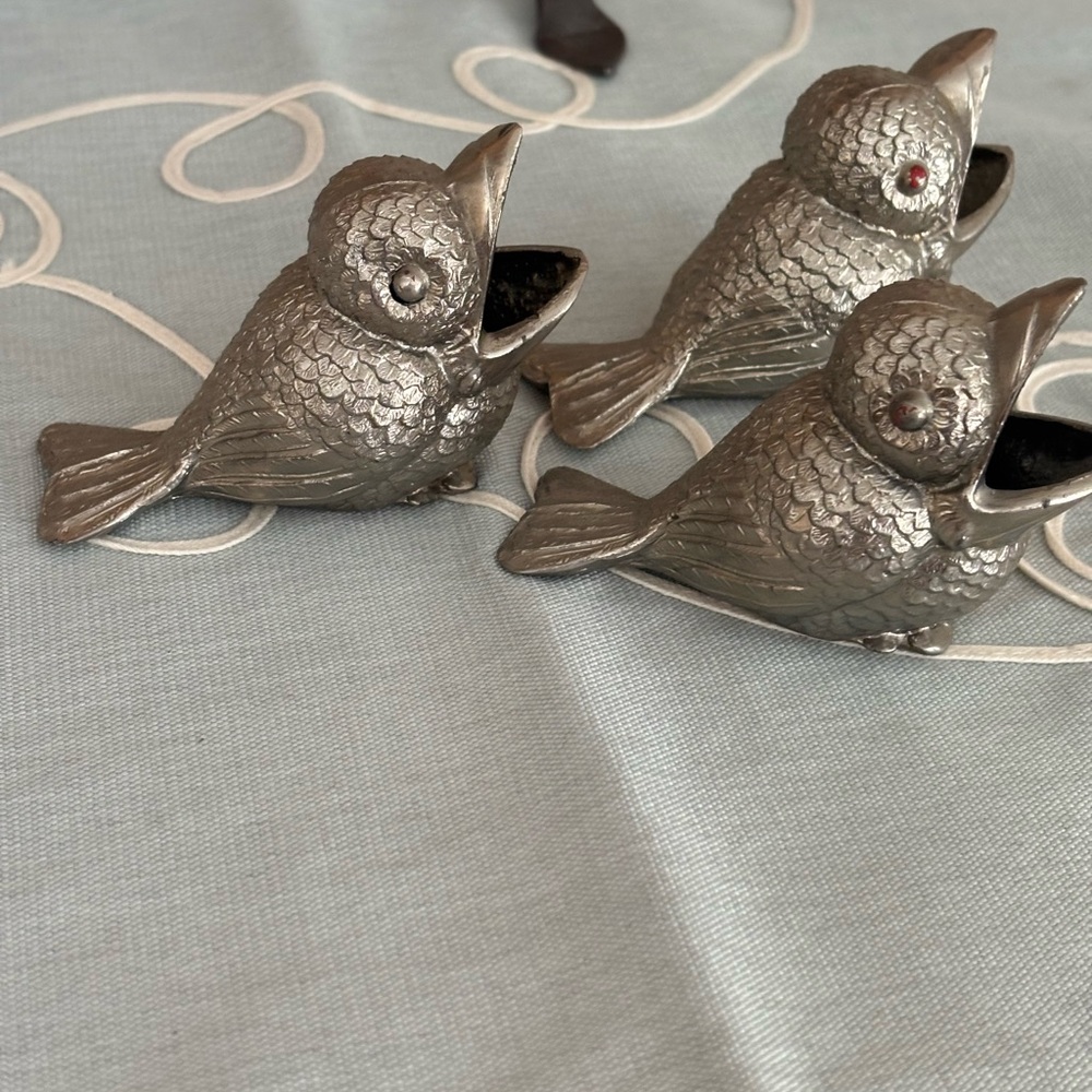 Silver Bird Figurine Set of 3 in very good condition designed 1890-1920